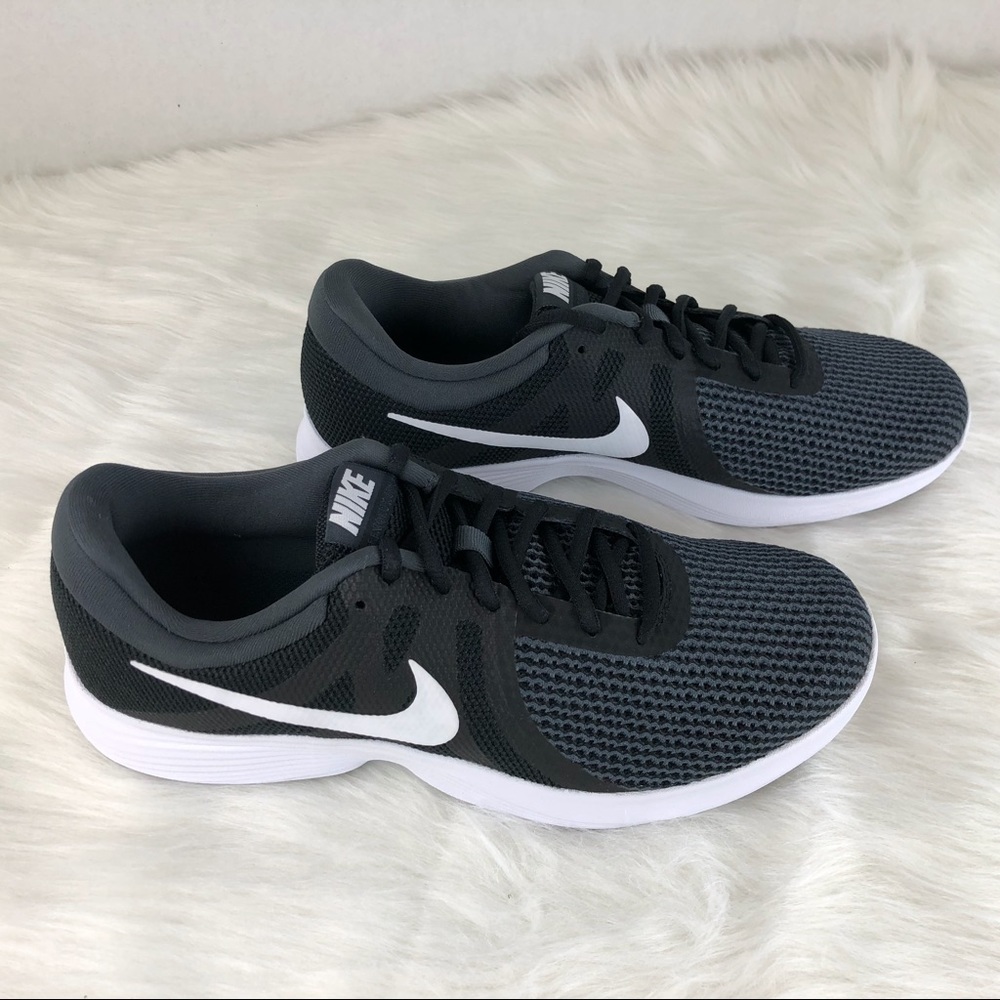 Nike Revolution 4 Wide - Picture 3 of 6